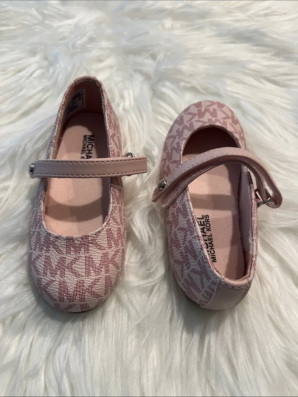 NWOT MICHAEL Michael Kors Girls' Blush Pink Logo Mary Janes size 7